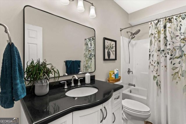1267 Clear Stream Ridge, Auburn, GA 30011