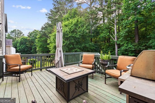1267 Clear Stream Ridge, Auburn, GA 30011