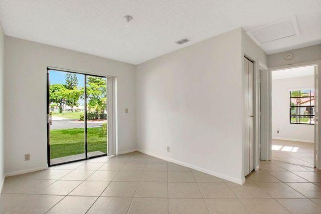 45 Columbia Court, Deerfield Beach, FL 33442