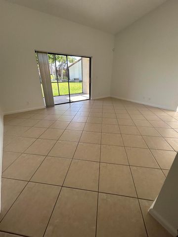 45 Columbia Court, Deerfield Beach, FL 33442