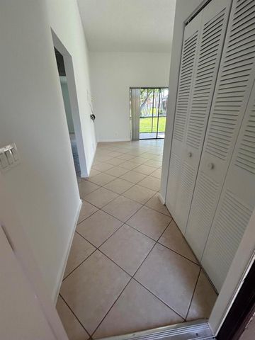 45 Columbia Court, Deerfield Beach, FL 33442