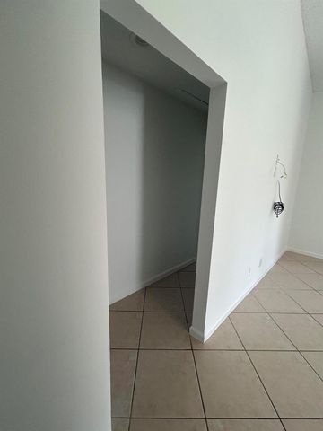 45 Columbia Court, Deerfield Beach, FL 33442