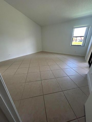 45 Columbia Court, Deerfield Beach, FL 33442