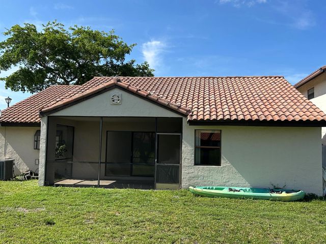 45 Columbia Court, Deerfield Beach, FL 33442