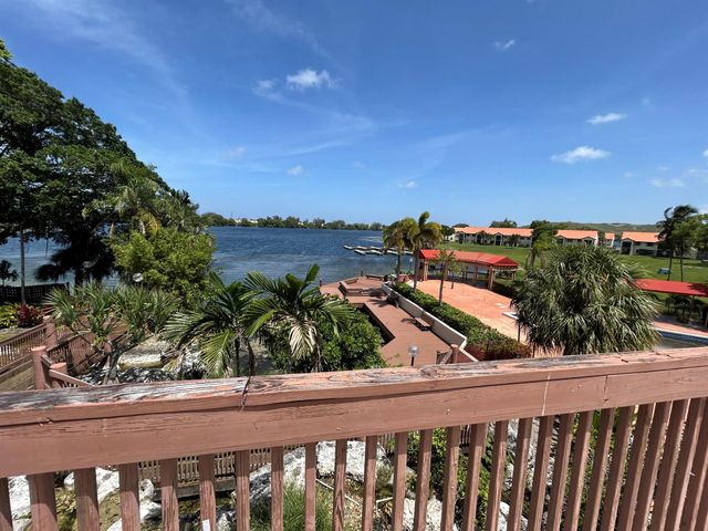 45 Columbia Court, Deerfield Beach, FL 33442