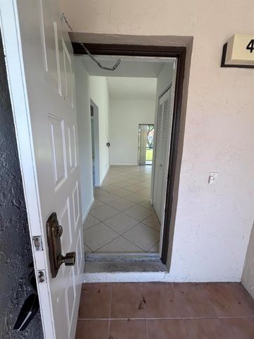 45 Columbia Court, Deerfield Beach, FL 33442