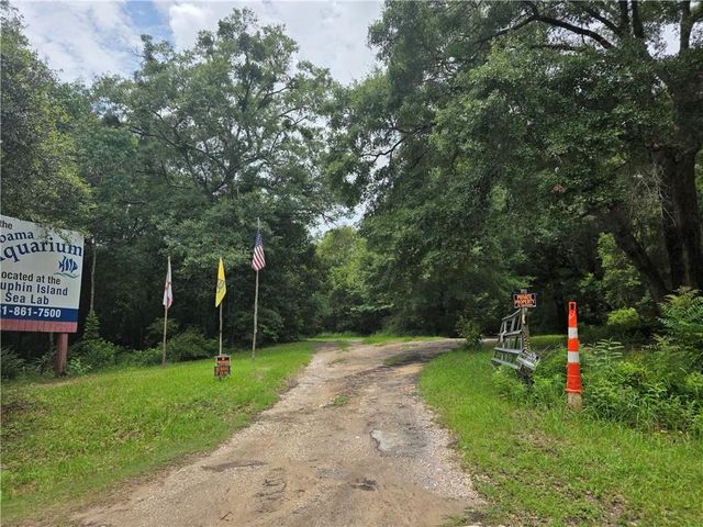 10740 Dauphin Island Parkway, Theodore, AL 36582