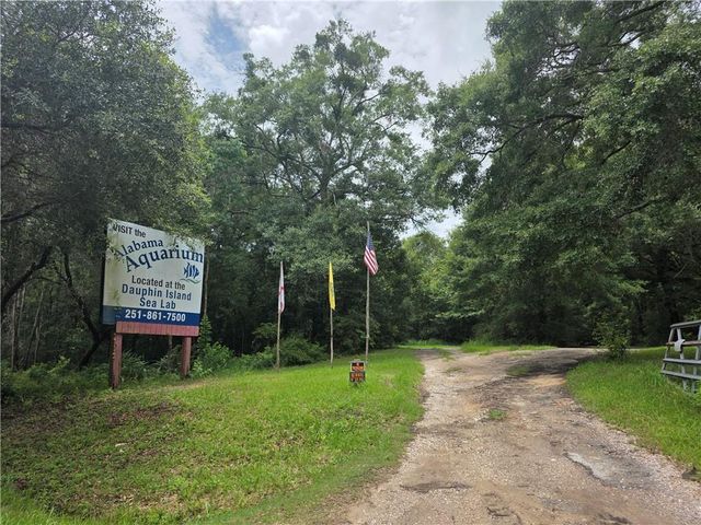 10740 Dauphin Island Parkway, Theodore, AL 36582