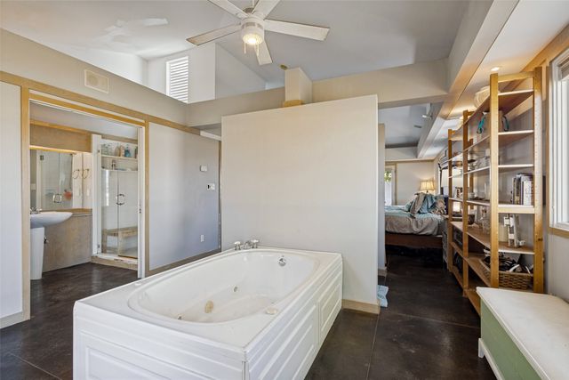 77 Hidden Lakes Boulevard, Gunter, TX 75058