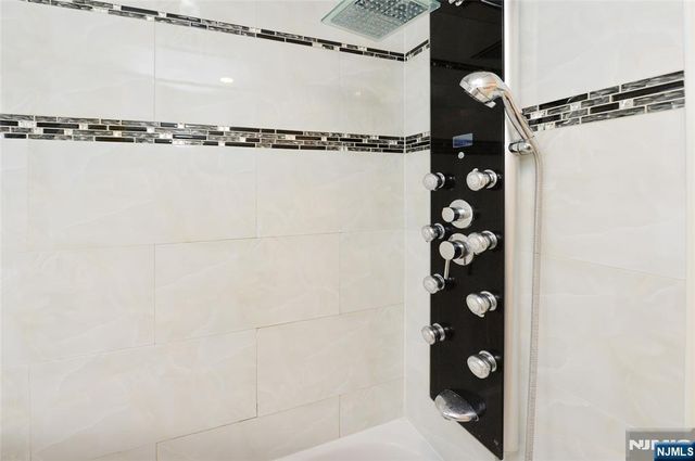 3-21 27th Street, Fair Lawn, NJ 07410