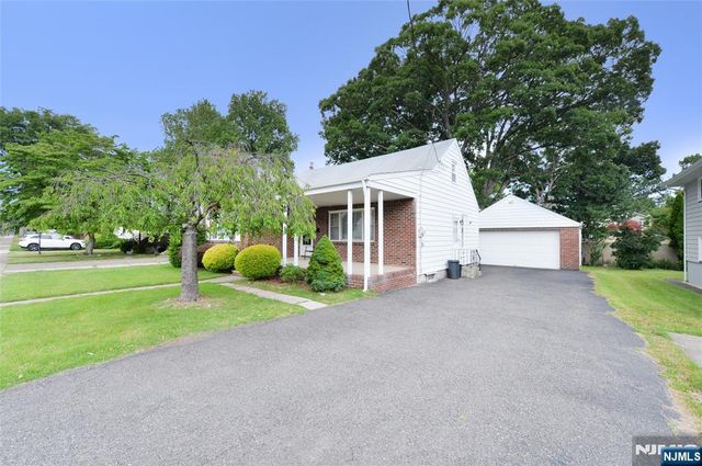3-21 27th Street, Fair Lawn, NJ 07410