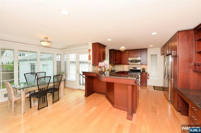 3-21 27th Street, Fair Lawn, NJ 07410
