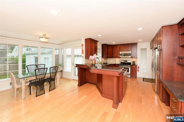 3-21 27th Street, Fair Lawn, NJ 07410
