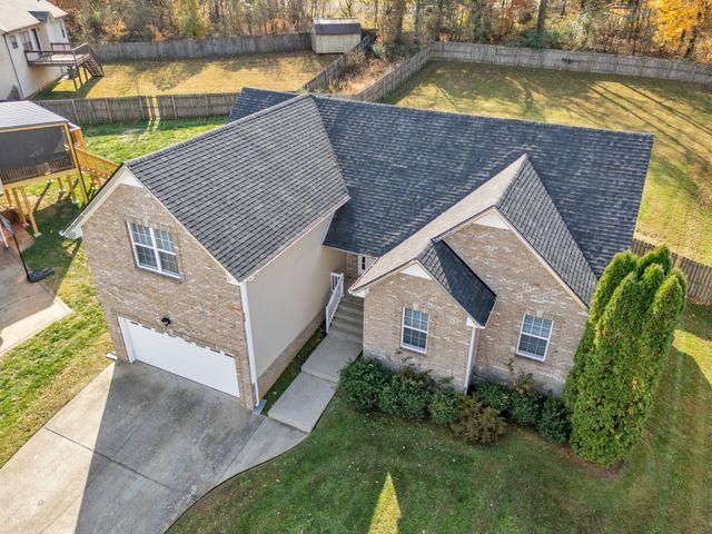 1145 Channelview Ct, Clarksville, TN 37040