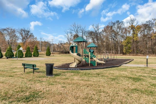 1145 Channelview Ct, Clarksville, TN 37040