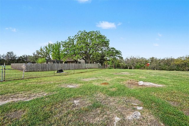 969 Three Skillet Road, Springtown, TX 76082