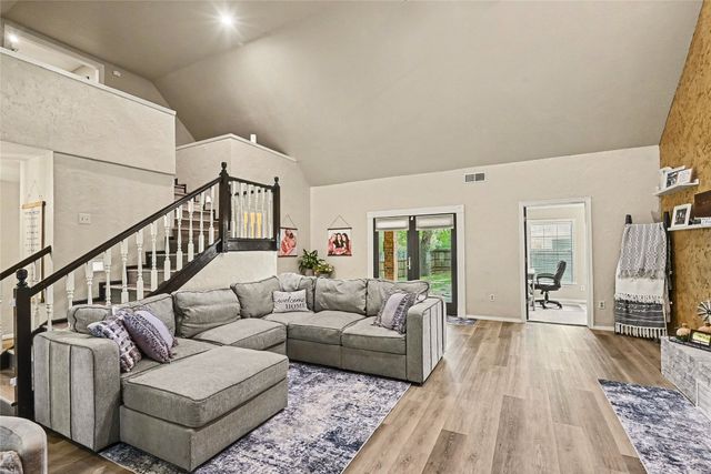 969 Three Skillet Road, Springtown, TX 76082