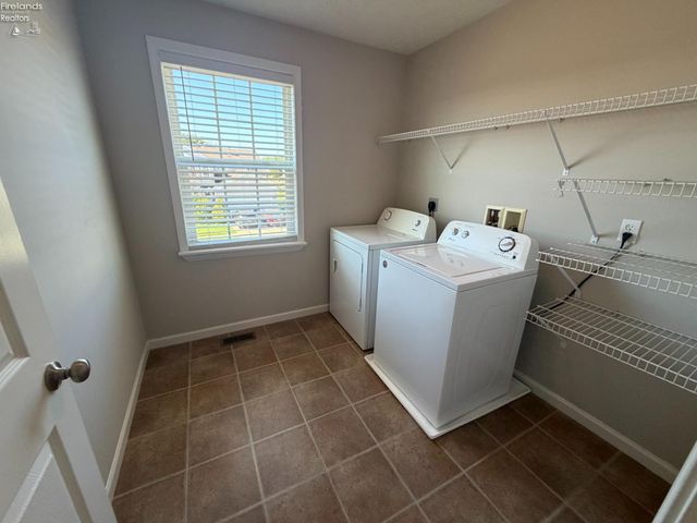 6510 Buttercup, Lorain, OH 44053