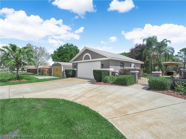 4326 Lakewood Road, Sebring, FL 33876