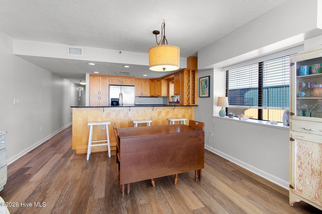 211 Arendell Street 401 Leeward Harbor, Morehead City, NC 28557