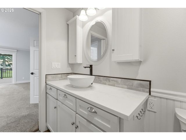 2901 Se BALBOA Dr, Vancouver, WA 98683