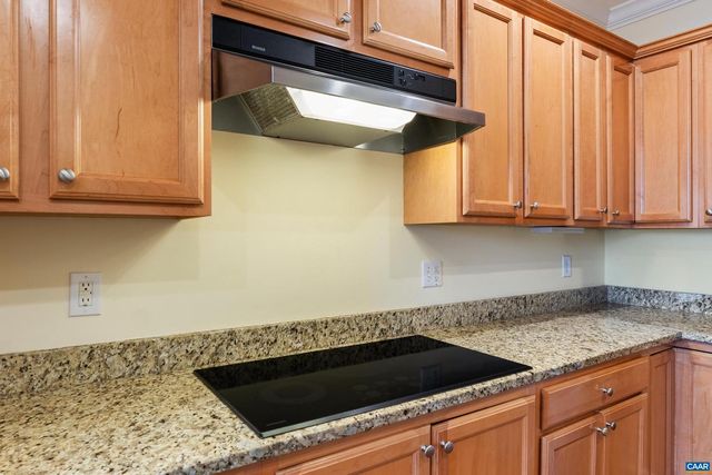 75 COTTAGE CT, Zion Crossroads, VA 22942