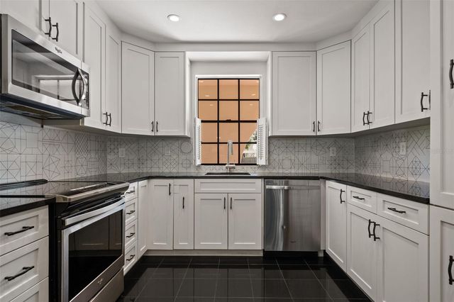 106 S INTERLACHEN AVENUE 118, Winter Park, FL 32789