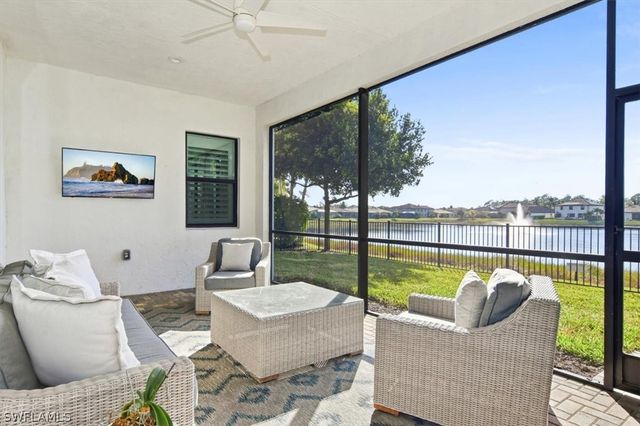 9336 Glenforest DR, Naples, FL 34120