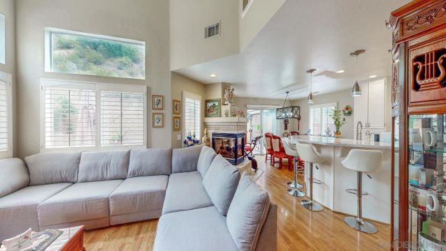29825 Platanus Dr, Escondido, CA 92026