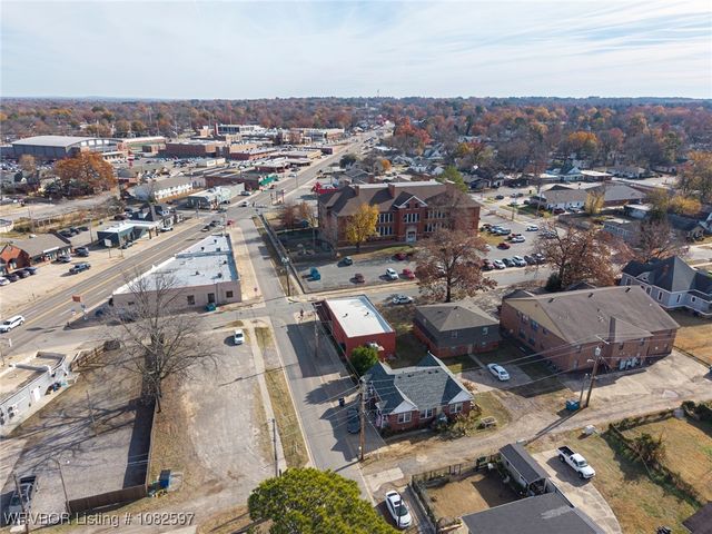 500 S 20th Street, Fort Smith, AR 72901