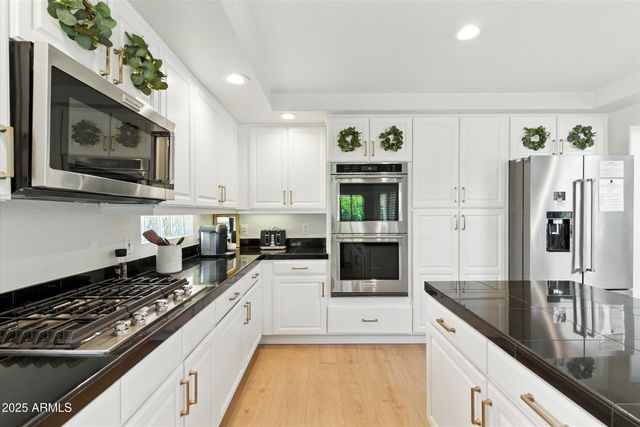 1568 E CANYON Way, Chandler, AZ 85249