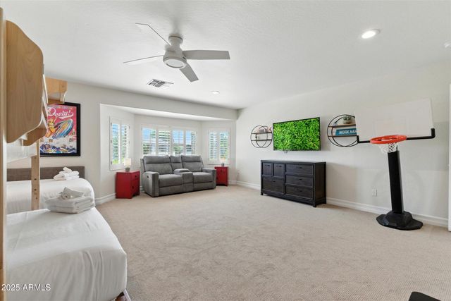 1568 E CANYON Way, Chandler, AZ 85249