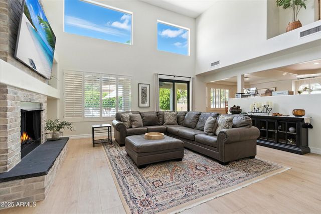 1568 E CANYON Way, Chandler, AZ 85249