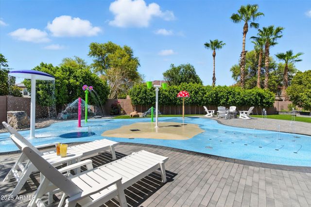 1568 E CANYON Way, Chandler, AZ 85249