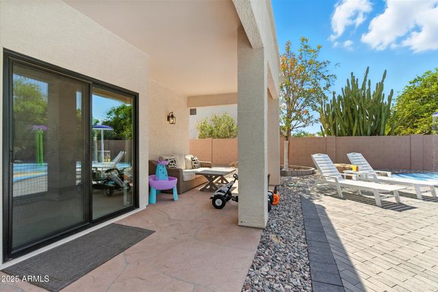 1568 E CANYON Way, Chandler, AZ 85249