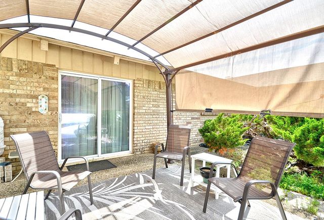 307 Westway Dr, Kerrville, TX 78028