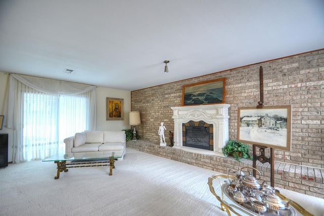 307 Westway Dr, Kerrville, TX 78028