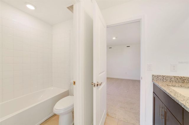 447 VENETO CIRCLE, Clermont, FL 34715