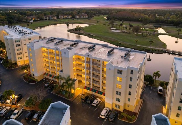 1200 COUNTRY CLUB DR 5404, Largo, FL 33771