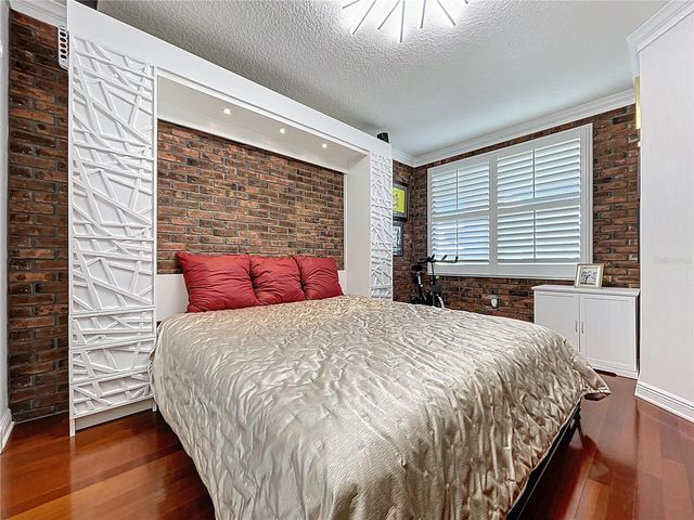 1200 COUNTRY CLUB DR 5404, Largo, FL 33771