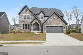 72 Clear Lake Parkway, Hoschton, GA 30548