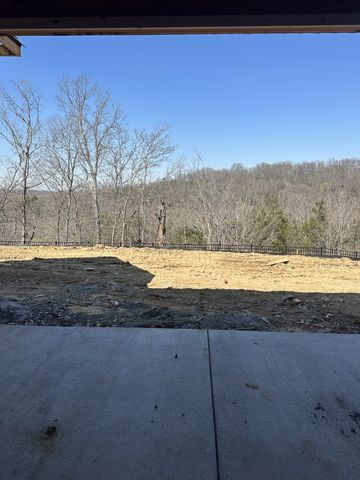 161 Manor Way, Hendersonville, TN 37075