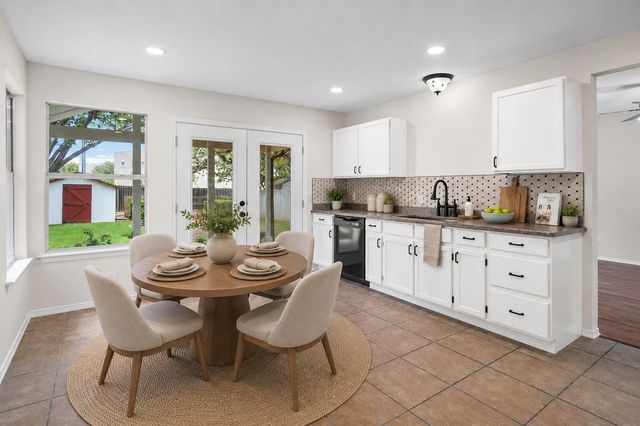 1810 Summer Rain DR, Cedar Park, TX 78613