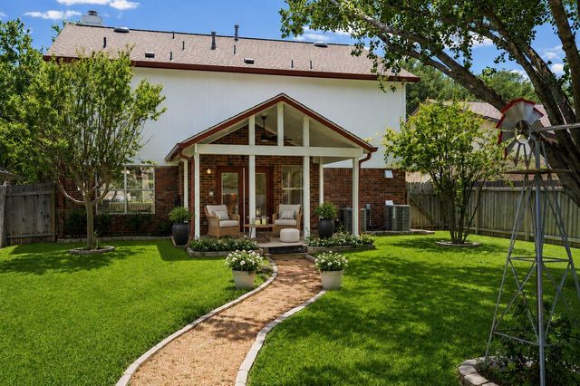 1810 Summer Rain DR, Cedar Park, TX 78613