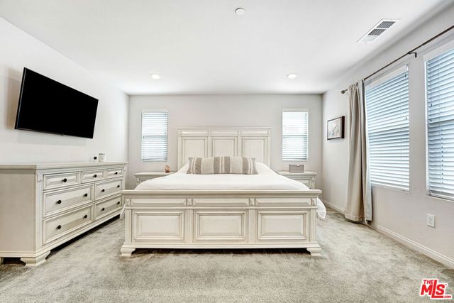 11809 Vienna Lane, Los Angeles, CA 90047