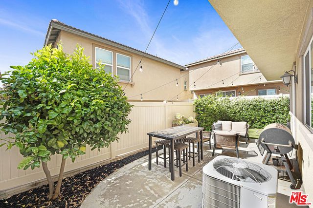 11809 Vienna Lane, Los Angeles, CA 90047