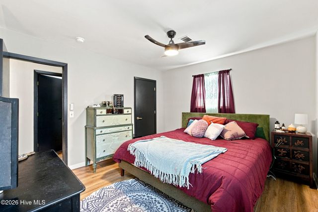 209 Cathay Road, Wilmington, NC 28412
