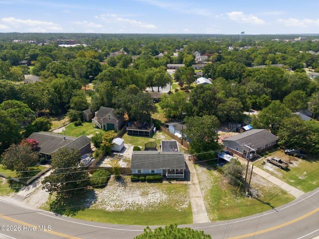 209 Cathay Road, Wilmington, NC 28412