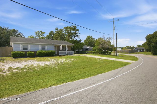 209 Cathay Road, Wilmington, NC 28412