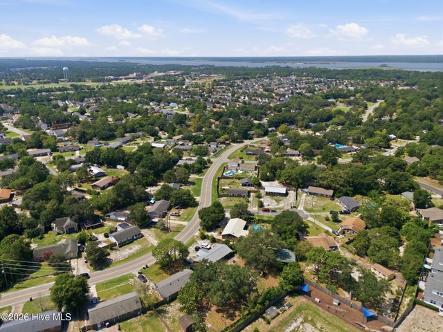 209 Cathay Road, Wilmington, NC 28412